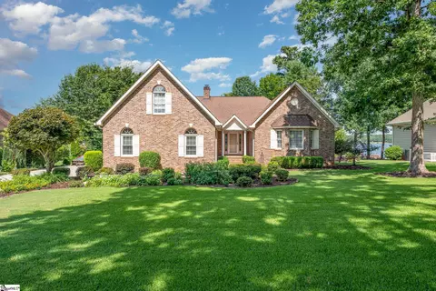 83 Wood Haven Ct, Cross Hill, SC 29332