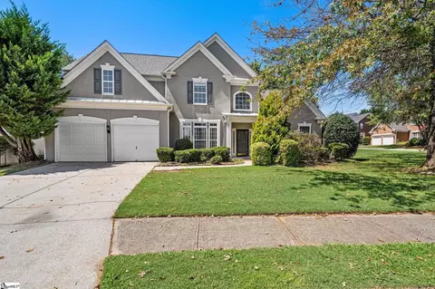 2 Landstone Ct, Greer, SC 29650