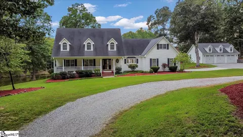 543 Mckittrick Bridge Rd, Fountain Inn, SC 29644