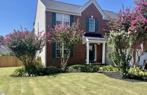 105 Breezewood Ln, Easley, SC 29642