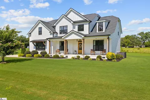 2 Brim Ln, Greer, SC 29651