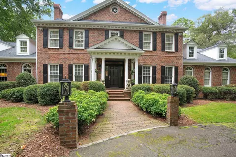 131 Haddon Ln, Greer, SC 29651 photo 2