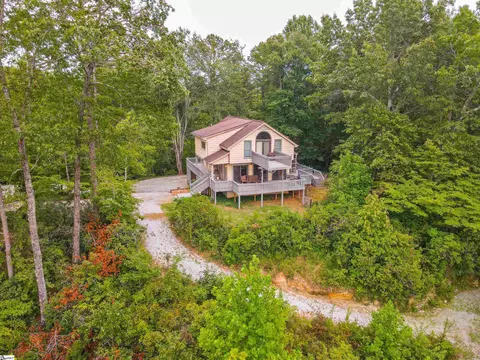 172 Red Bird Hill Ln, Pickens, SC 29671