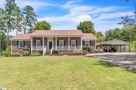324 River Hills Rd, Union, SC 29379