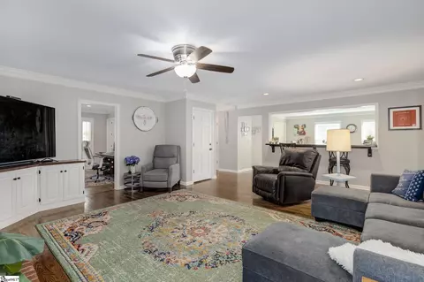 102 Caedmon Ct, Greer, SC 29650 photo 7