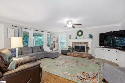 102 Caedmon Ct, Greer, SC 29650 photo 5