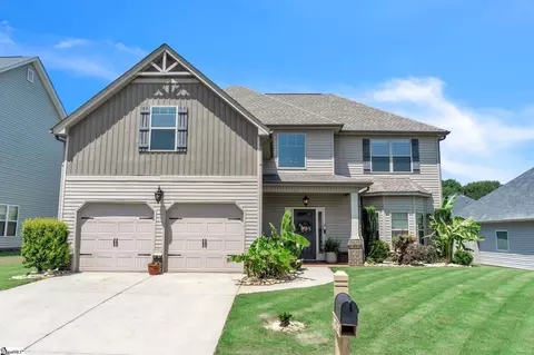 812 E Holloway Dr, Woodruff, SC 29388