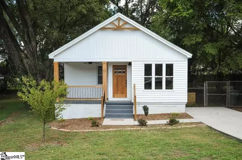 6 Hollywood Cir, Greenville, SC 29607