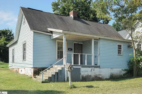 21 Henry St, Greenville, SC 29605