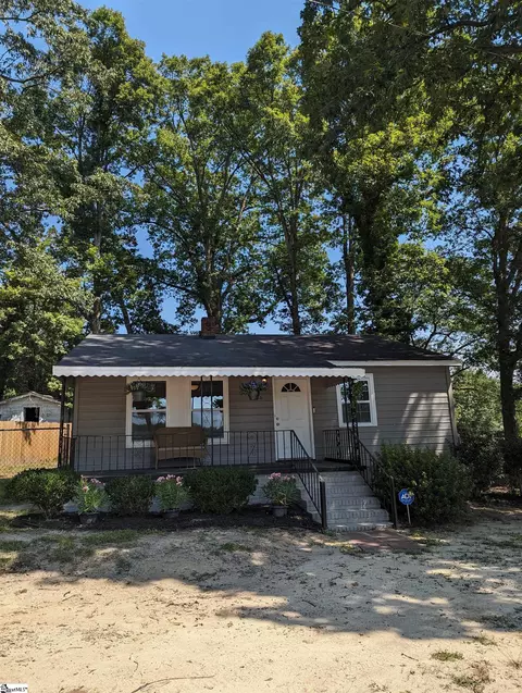 596 Davis Rd, Piedmont, SC 29673