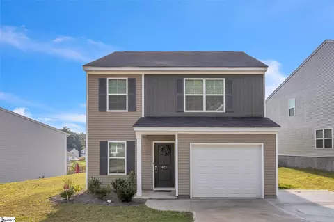 673 Millsgate Cir, Boiling Springs, SC 29316