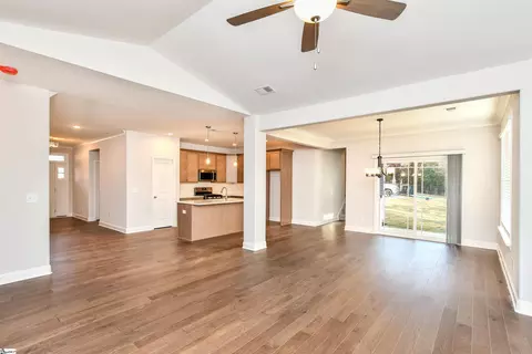 531 Turning Leaf Ln, Greer, SC 29651 photo 6