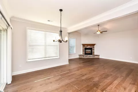 531 Turning Leaf Ln, Greer, SC 29651 photo 16