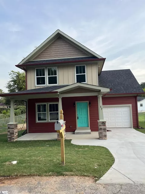 17 Fortner St, Greenville, SC 29611