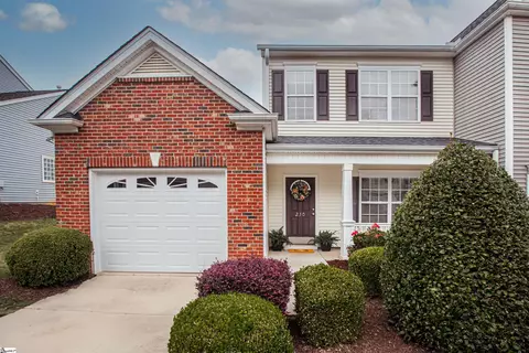 230 Cedar Crossing Ln, Greenville, SC 29615