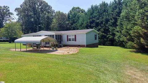 3963 N Highway 101, Greer, SC 29651