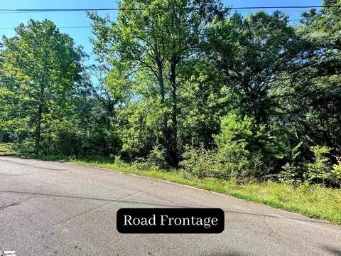 235 Oakvale Dr, Easley, SC 29640 photo 2