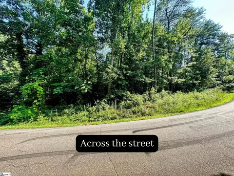 235 Oakvale Dr, Easley, SC 29640 photo 3