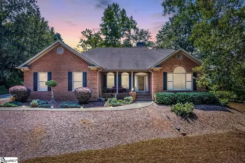 130 Morning Lake Dr, Moore, SC 29369