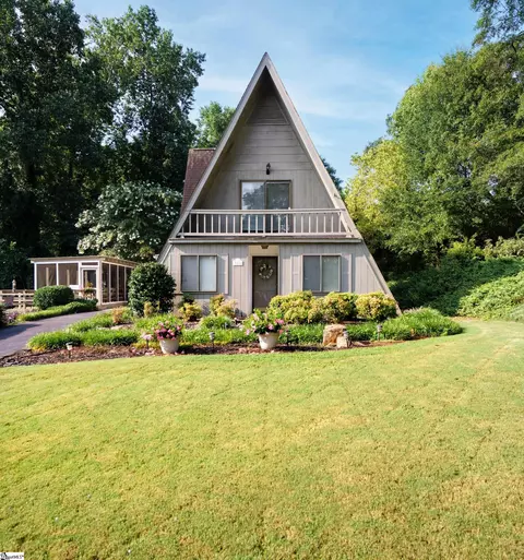 302 Charring Cross Rd, Taylors, SC 29687