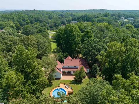 302 Bellewood Dr, Easley, SC 29640