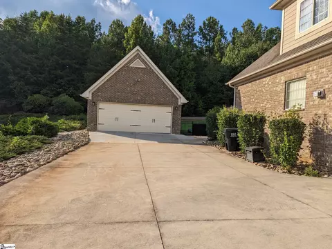 114 Lantern Ridge Dr, Easley, SC 29642 photo 3