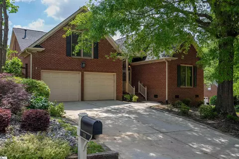 131 Windstone Dr, Greenville, SC 29615