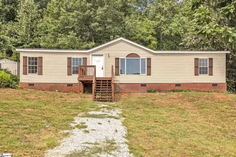 112 Homes Pond Ln, Taylors, SC 29687