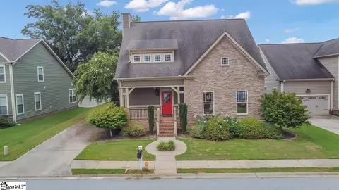 227 Clairhill Ct, Simpsonville, SC 29680
