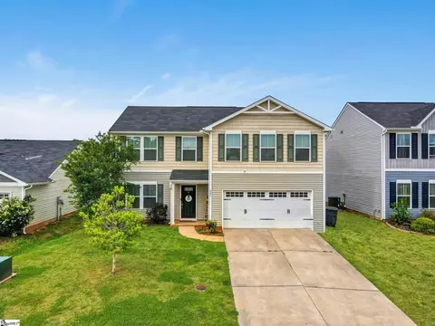 205 Skipton St, Greenville, SC 29605