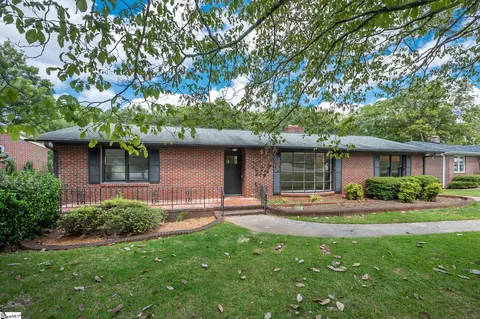 10 Hardale Ln, Greenville, SC 29607