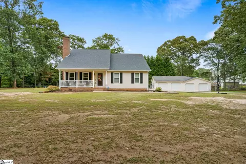 733 S Hamilton St, Williamston, SC 29697 photo 1