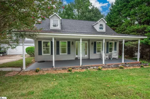 301 Mountain View Ct, Greenville, SC 29611