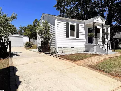 2 Senator Pettus Ave, Greenville, SC 29617
