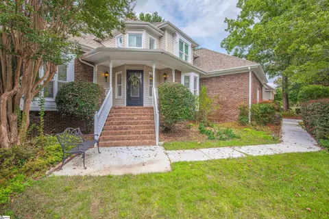 7 Meadow Springs Ln, Greer, SC 29650