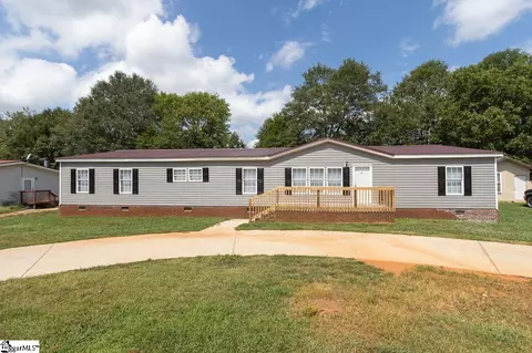4 Hoston Dr, Piedmont, SC 29673