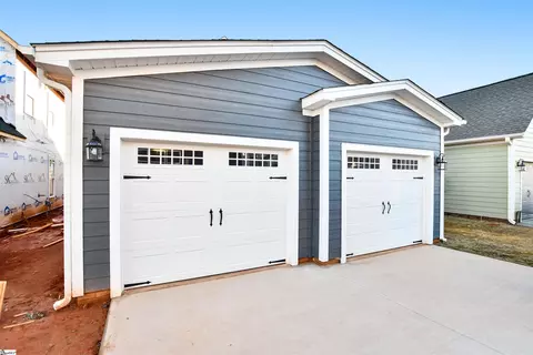 111 Townsend Ave, Greer, SC 29651 photo 33