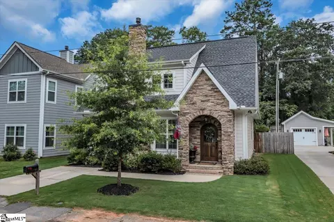 11 Ridge St, Greenville, SC 29605