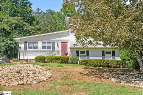 403 Fernleaf Dr, Travelers Rest, SC 29690