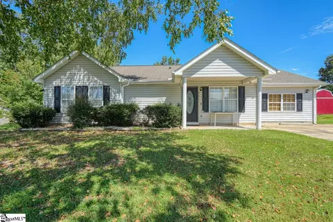 907 Veryfine Dr, Fountain Inn, SC 29644