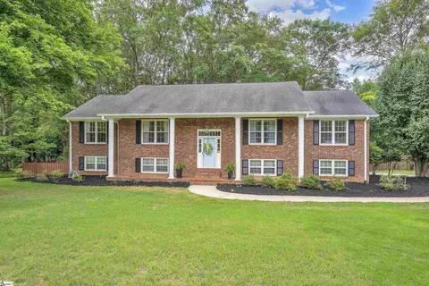 201 Briar Creek Rd, Greer, SC 29650