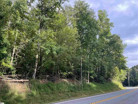 2705 Moorefield Memorial Hwy, Pickens, SC 29671