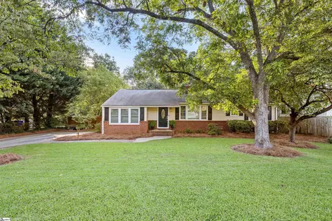 242 Brookdale Ave, Greenville, SC 29607