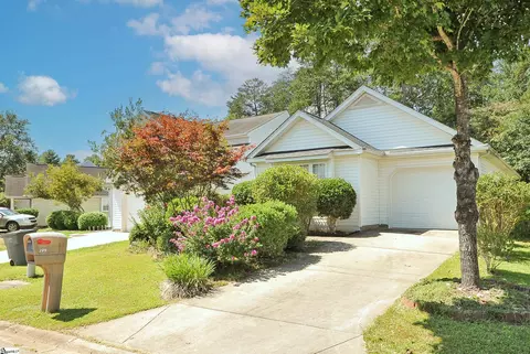 209 Glenlea Ln, Greenville, SC 29617