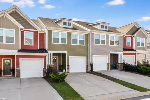 212 Waverton Dr, Greer, SC 29650