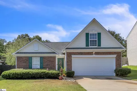 14 Riverbed Dr, Greenville, SC 29605