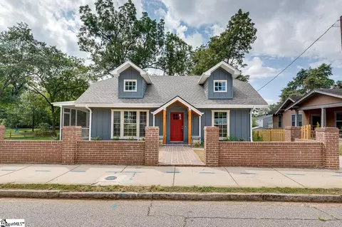 17 Sullivan St, Greenville, SC 29605