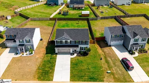 119 Barrington Creek Rd, Piedmont, SC 29673