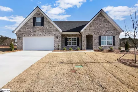 100 Silverlimb Ln, Taylors, SC 29687