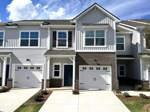 309 Hollenbeck Pl, Greenville, SC 29607